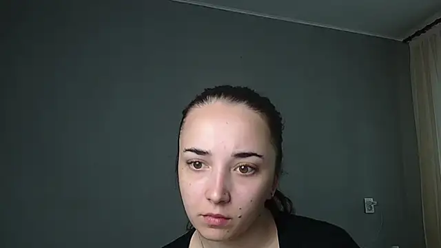 Eva Gloryy online show from May 2026 09:39:02 AM