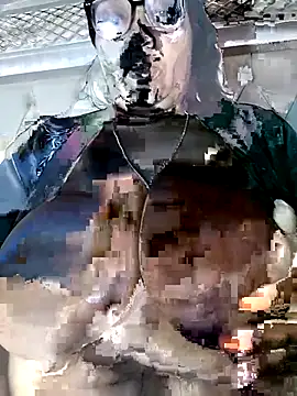 bubblendz1988 online show from May 2026 10:21:02 AM