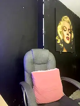 viktoria davis  online show from November 2025 11:54:01 PM