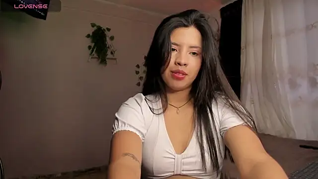 Snapshot of byanabrown chatting on December 2025 10:47:02 PM byanabrown online show from December 2025 10:47:02 PM