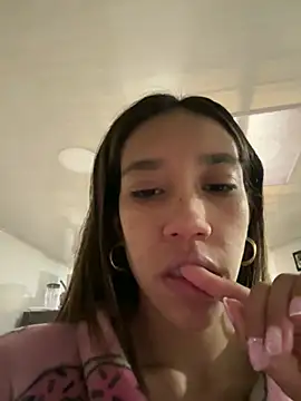 zoe storm online show from January 2025 07:06:01 PM