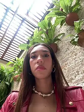 zoe storm online show from January 2025 08:32:02 PM