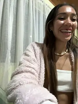 zoe storm online show from June 2026 12:49:01 AM