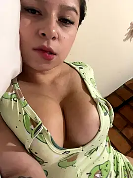 Snapshot of _Amber_Brown chatting on October 2025 10:10:01 AM Amber Brown online show from October 2025 10:10:01 AM