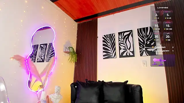 Snapshot of Georgina_caruso chatting on February 2025 11:22:02 PM Georgina caruso online show from February 2025 11:22:02 PM