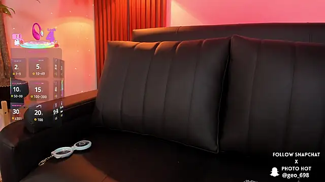 Snapshot of Georgina_caruso chatting on September 2025 03:53:01 AM Georgina caruso online show from September 2025 03:53:01 AM