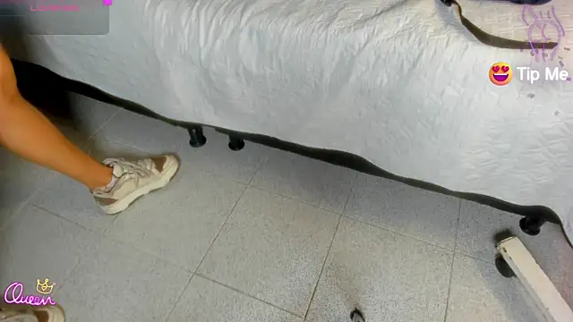 DalayMoore online show from May 2026 07:33:01 PM