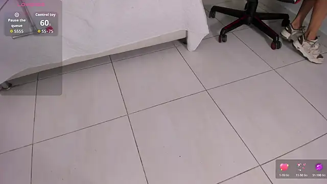DalayMoore online show from July 2026 08:26:01 PM