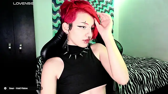 Snapshot of roxy_toxic chatting on March 2025 12:43:01 AM roxy toxic online show from March 2025 12:43:01 AM