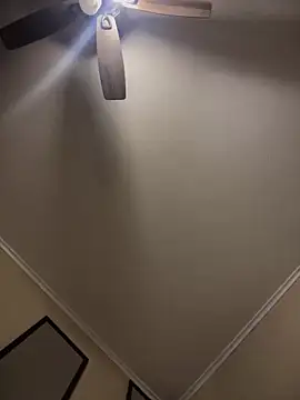 biggzee6 online show from October 2025 05:28:01 AM