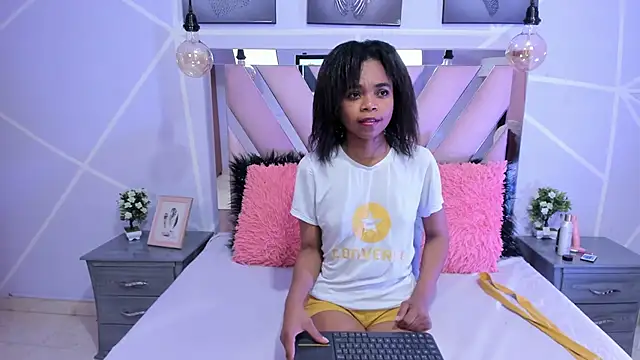 Gletty noa online show from February 2025 03:29:02 AM