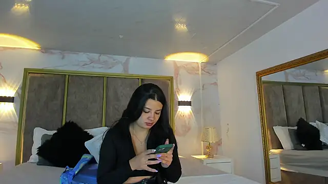 Snapshot of ValeriaOrtega chatting on April 2026 11:33:01 AM ValeriaOrtega online show from April 2026 11:33:01 AM