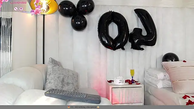 Snapshot of im_helina chatting on September 2025 12:28:02 PM im helina online show from September 2025 12:28:02 PM