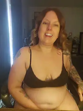 Snapshot of TattedMamaXOXO chatting on July 2026 06:10:02 PM TattedMamaXOXO online show from July 2026 06:10:02 PM