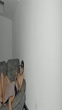 hotlittleones18 online show from October 2025 02:19:01 AM