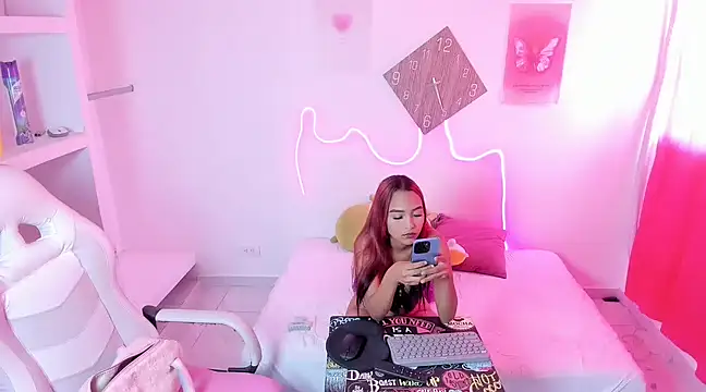 Snapshot of Barbie_sexy33 chatting on March 2025 02:59:01 PM Barbie sexy33 online show from March 2025 02:59:01 PM