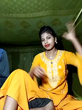 Hot couple 1 online show from March 2025 05:28:01 PM