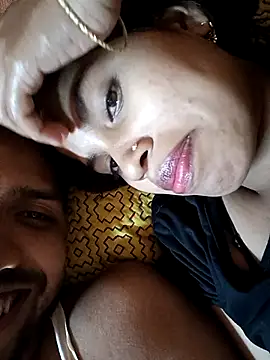 Hot couple 1 online show from April 2026 05:40:01 PM