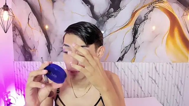 Snapshot of JackeOwens chatting on December 2025 11:52:01 AM JackeOwens online show from December 2025 11:52:01 AM