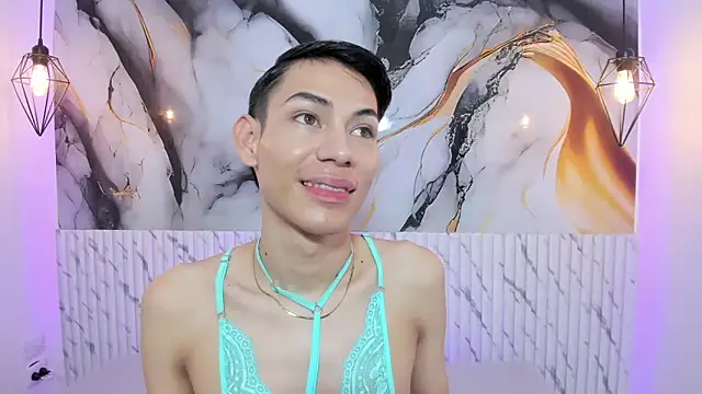 Snapshot of JackeOwens chatting on December 2025 12:00:01 PM JackeOwens online show from December 2025 12:00:01 PM