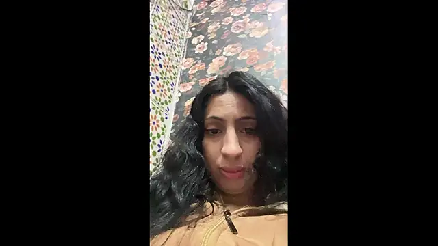 majdolin78 online show from February 2026 01:29:02 PM