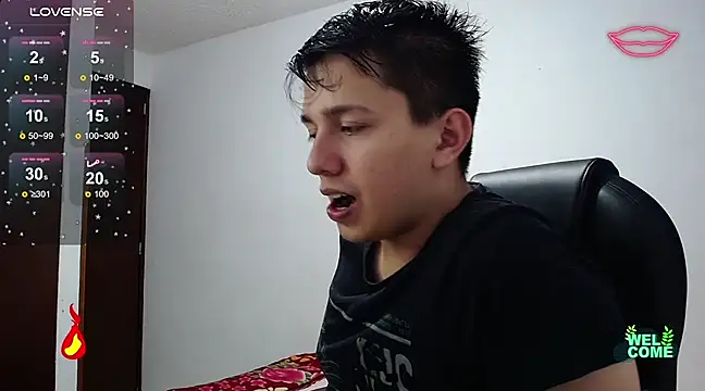 Snapshot of Alan_red chatting on March 2025 01:57:01 AM Alan red online show from March 2025 01:57:01 AM