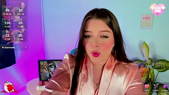 Snapshot of Lia_little18 chatting on September 2025 05:08:01 AM Lia little18 online show from September 2025 05:08:01 AM