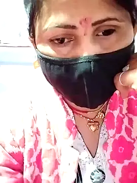Snapshot of Bhavya_Bhan chatting on January 2025 10:52:02 PM Bhavya Bhan online show from January 2025 10:52:02 PM