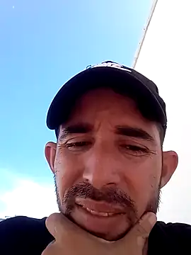 CubanoFull online show from February 2025 08:13:02 PM