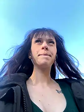 Ciara2004 online show from November 2025 10:37:01 AM