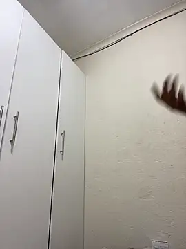 Spicey-CheekssX online show from March 2025 11:20:01 PM