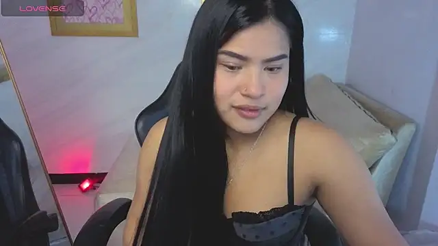 Paulette v online show from April 2026 01:23:02 PM