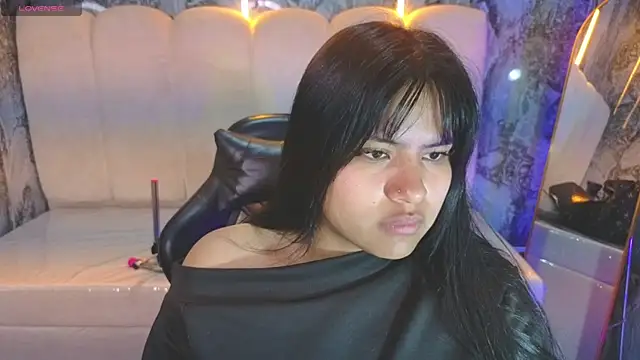 Paulette v online show from July 2026 01:04:01 PM