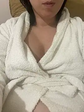 Snapshot of haskadin chatting on January 2025 06:53:02 PM haskadin online show from January 2025 06:53:02 PM