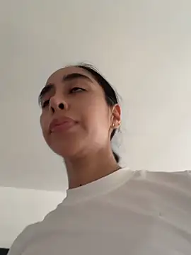 sophierooy22 online show from July 2026 08:44:02 PM