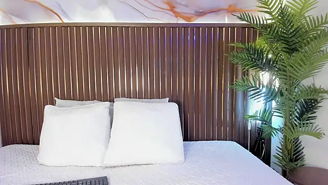 elevensky online show from March 2026 08:20:01 PM