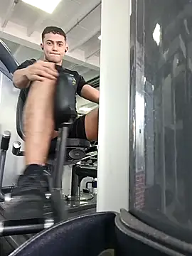 Snapshot of Thonny-becker chatting on February 2025 08:38:02 PM Thonny-becker online show from February 2025 08:38:02 PM