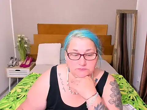 mayamayx online show from July 2026 06:38:02 PM