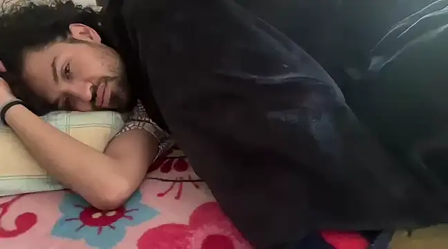 Snapshot of elviolagays91 chatting on January 2025 05:31:02 PM elviolagays91 online show from January 2025 05:31:02 PM