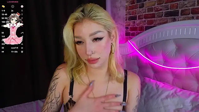 SallyCha online show from October 2025 05:15:01 AM