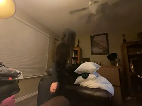 Snapshot of geld_88 chatting on January 2025 01:51:02 AM geld 88 online show from January 2025 01:51:02 AM