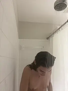 Snapshot of geld_88 chatting on February 2025 06:03:01 AM geld 88 online show from February 2025 06:03:01 AM