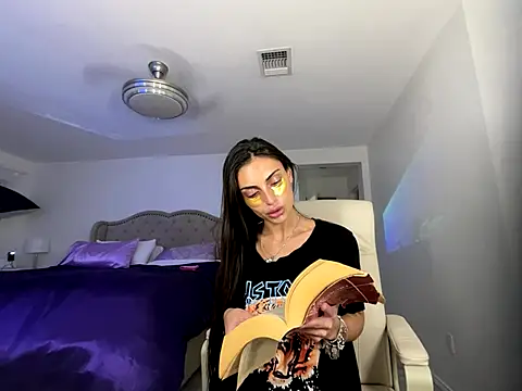 Snapshot of geld_88 chatting on October 2025 03:26:02 AM geld 88 online show from October 2025 03:26:02 AM