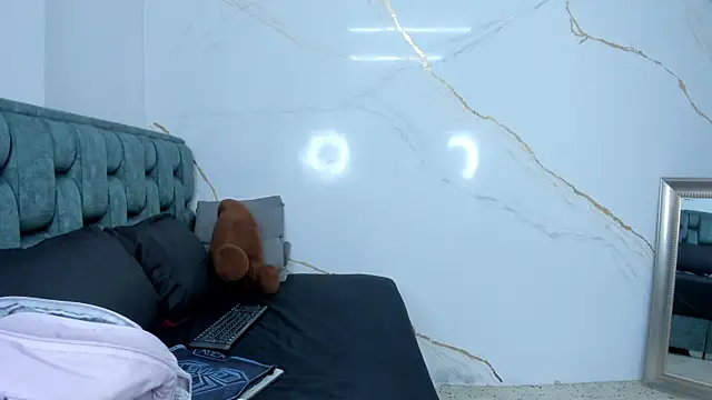 fierygroup online show from September 2025 11:43:01 PM