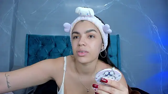 Snapshot of fierygroup chatting on February 2026 12:09:01 AM fierygroup online show from February 2026 12:09:01 AM