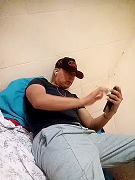 LuisMex1998 online show from March 2026 06:28:02 AM