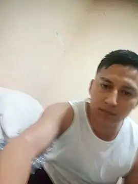 LuisMex1998 online show from May 2026 02:31:01 AM