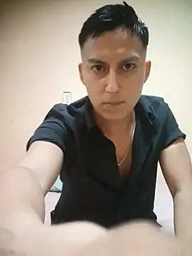 LuisMex1998 online show from July 2026 12:58:01 AM