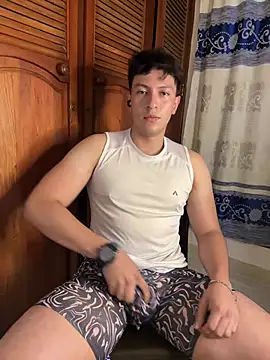 Snapshot of Amon__ashford chatting on February 2025 12:14:01 AM Amon ashford online show from February 2025 12:14:01 AM