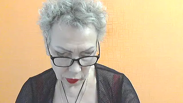 NessyJenixs online show from November 2025 07:54:01 AM